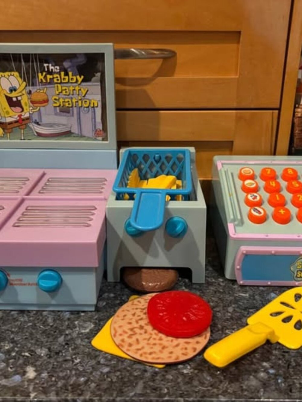 RARE Vintage 2003 SpongeBob SquarePants Krabby Patty Fry Station & Cash Register